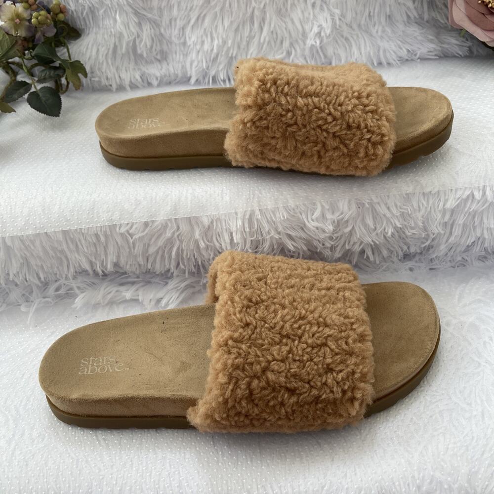 Stars Above 10 Faux Shearling Slide Slippers Beige Cozy Plush Women’s Sandals